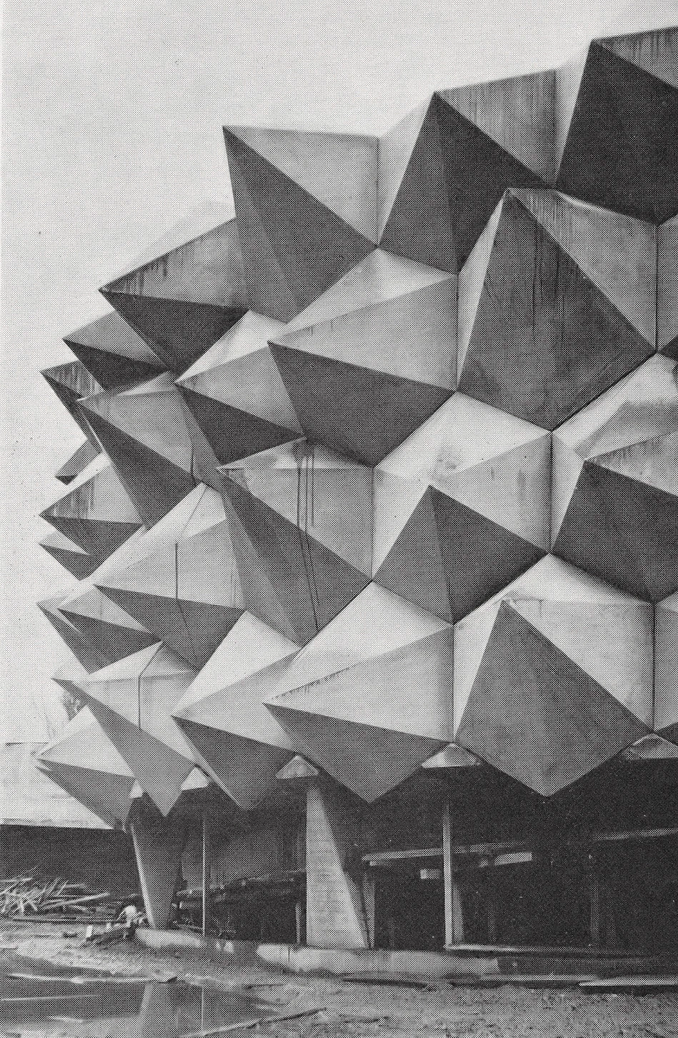 The Hexagonal Architecture Paradox: DTOs Everywhere, Agreement Nowhere