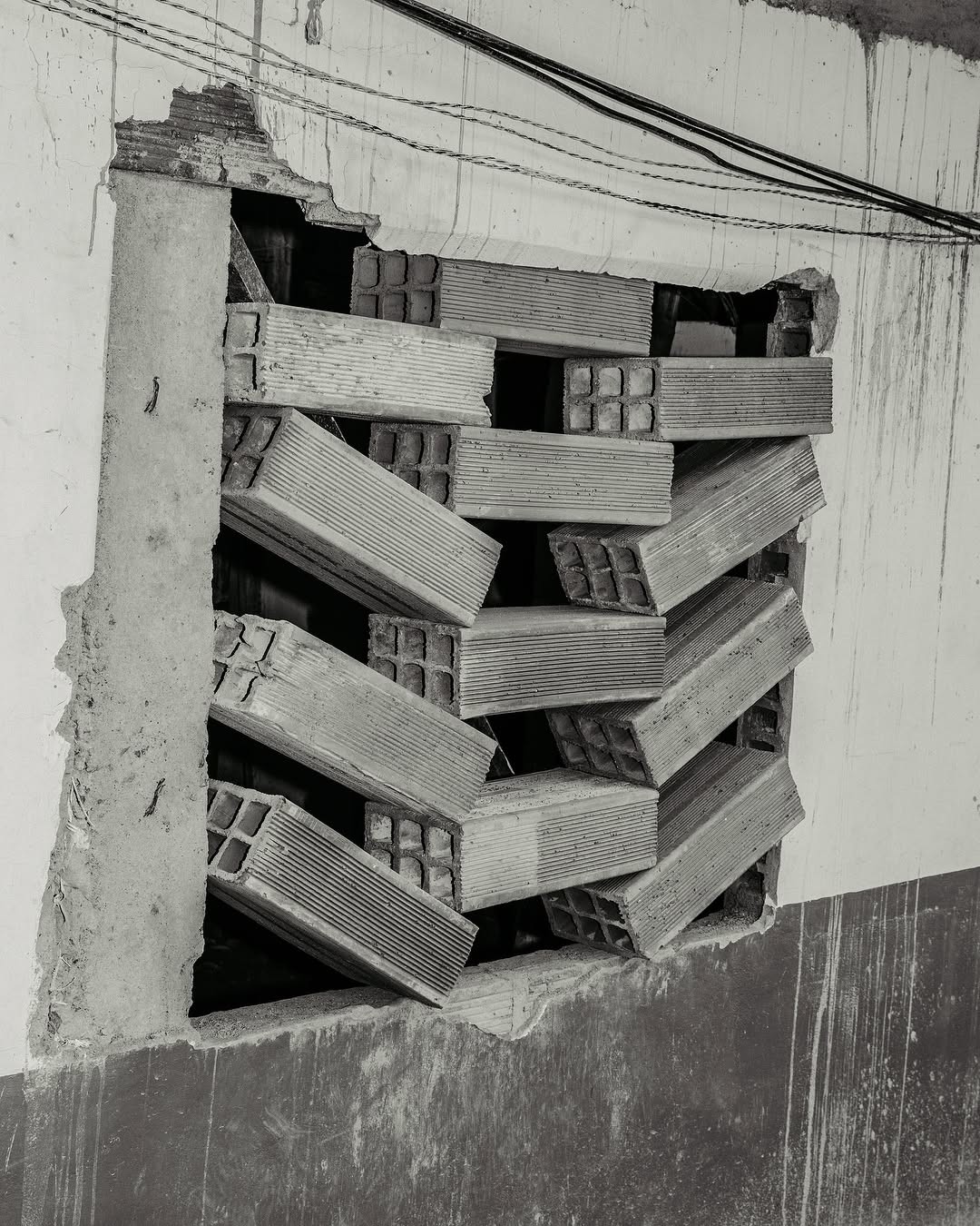 The Economic Collapse of Cloud LLM APIs: Is Local Inference Still Viable?