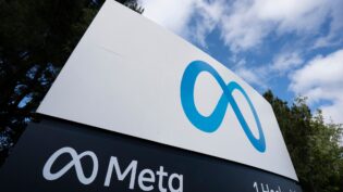 Meta headquarters in Menlo Park, CA